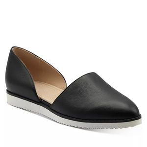 Adrienne Vittadini Latka flats